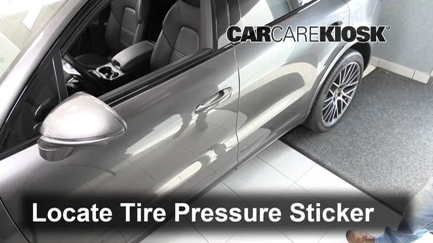 2022 Porsche Cayenne 3.0L V6 Turbo Pneus et roues Vérifier la pression des pneus